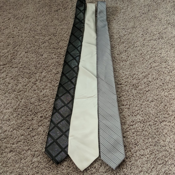 Men's Ties - Picture 2 of 5